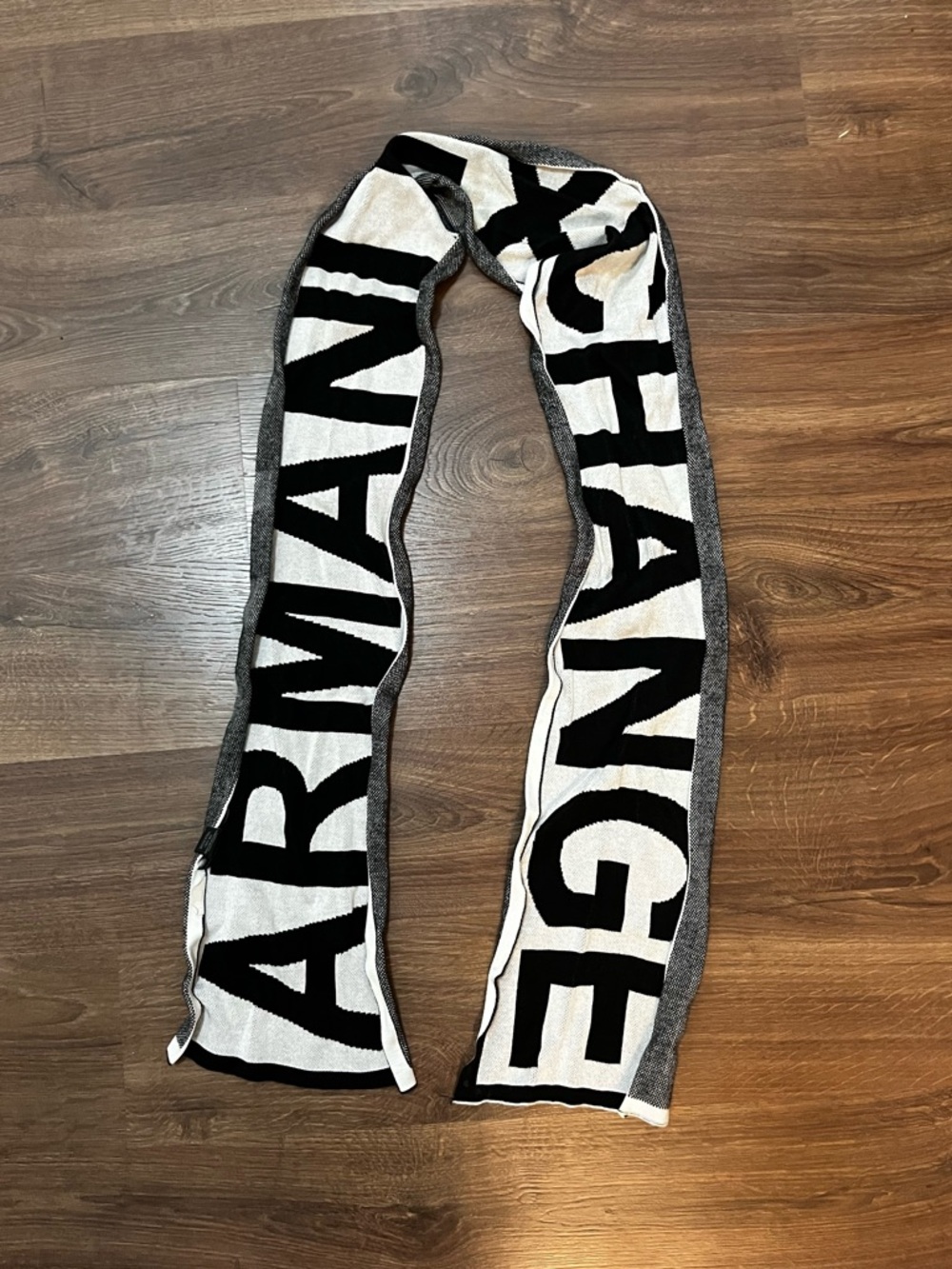 Armani Exchange Black & White Logo Scarf (A|X). Unisex, One Size.